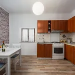 Mima House With Гостевой дом