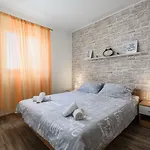 Mima House With 3*