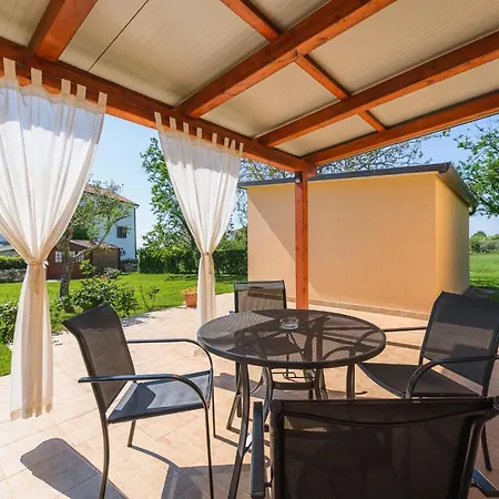 Mima House With Guest house 3*