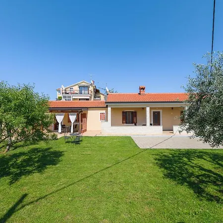 Mima House With Guest house Savudrija