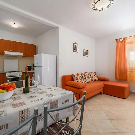 Mima House With Guest house Savudrija